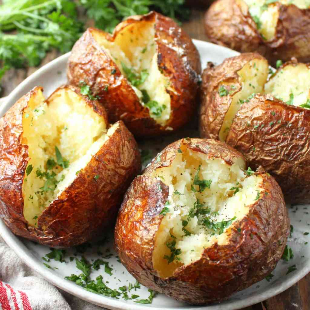 Comforting Baked Potatoes With Sour Cream Recipe step image 2
